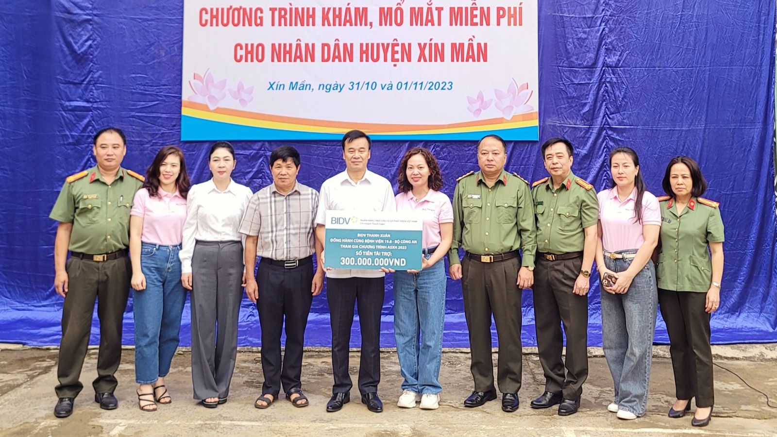 Chương trình khám, mổ mắt miễn phí tại huyện Xín Mần