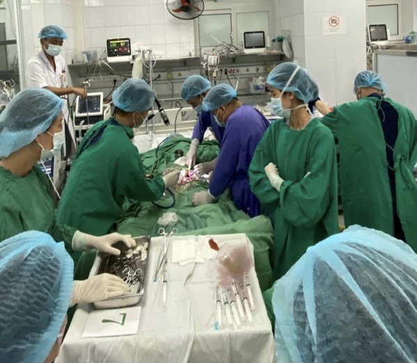 Bệnh viện 19-8 cứu bệnh nhân bị viêm cơ tim nặng thoát khỏi "bàn tay tử thần"